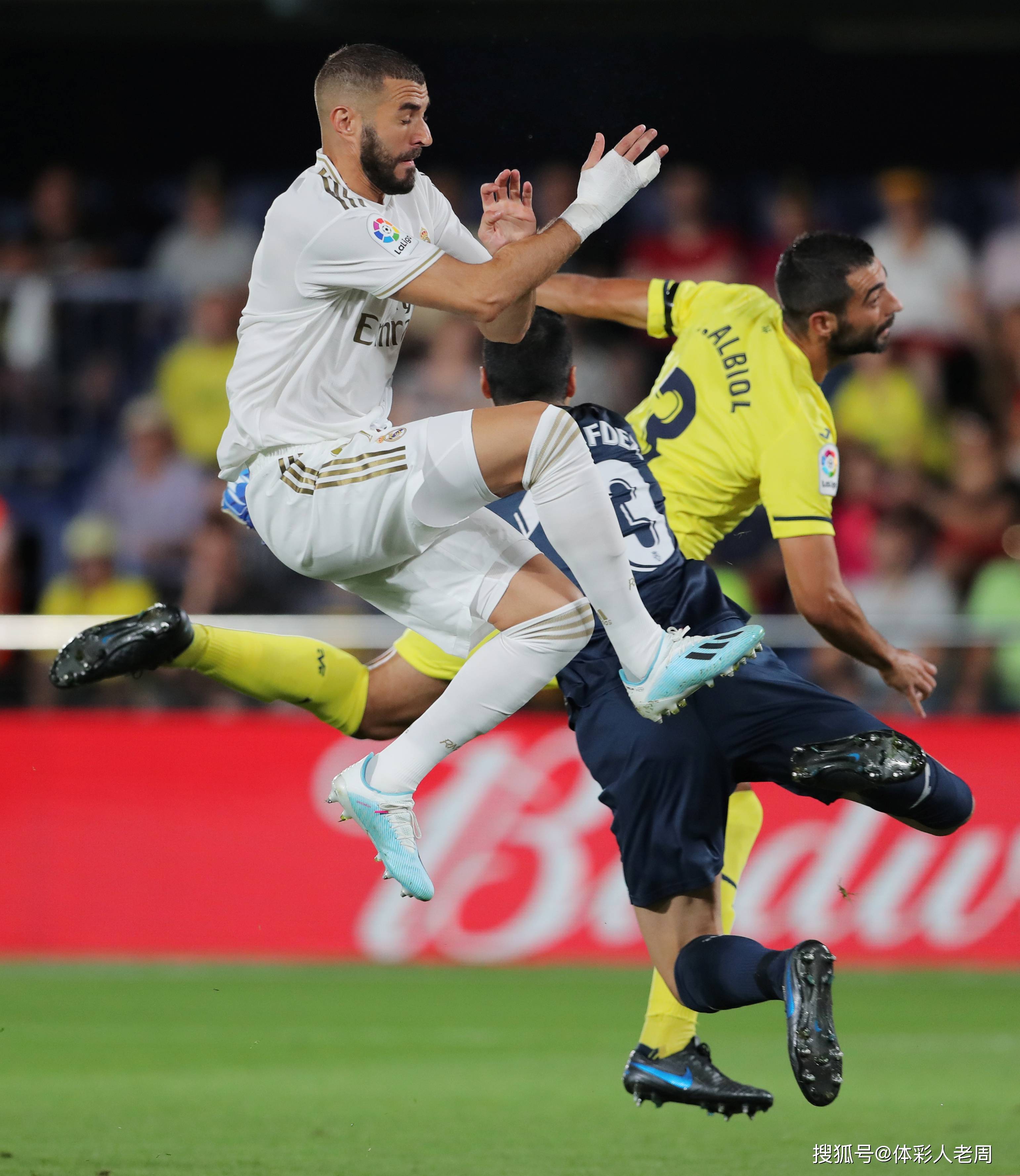 关于赛后法国杯焦点战，比利亚雷亚尔外线爆发，气氛紧张，赛程密集仍需轮换的信息一竞技赛事