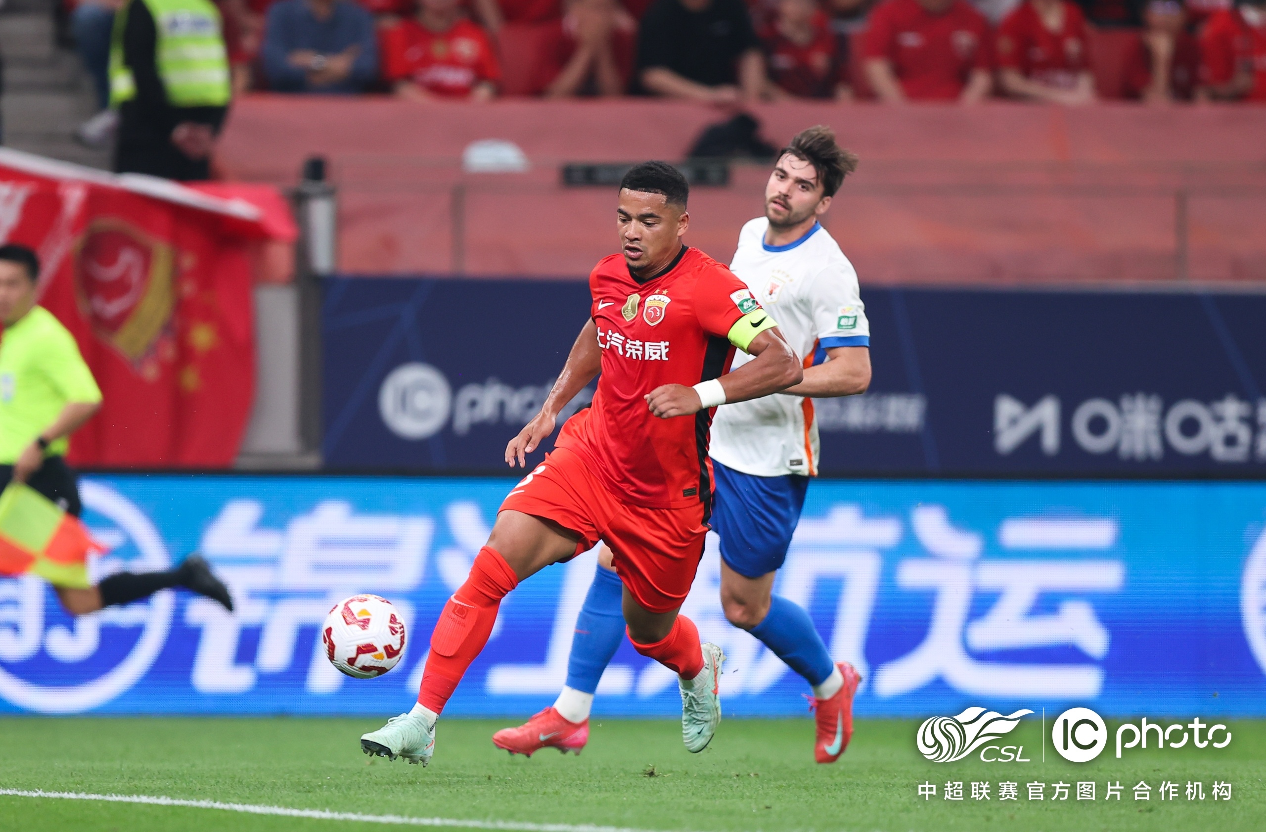 关于葡超转会期走向成谜；广州队迎来里程碑；媒体盛赞；控场能力受关注的信息