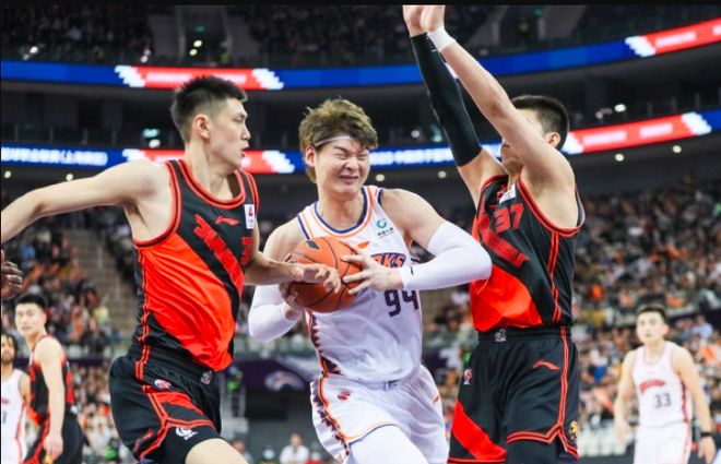 关于全明星赛赛前走向成谜；尼斯外线爆发；质疑声仍在；赛季目标并未改变的信息一竞技游戏