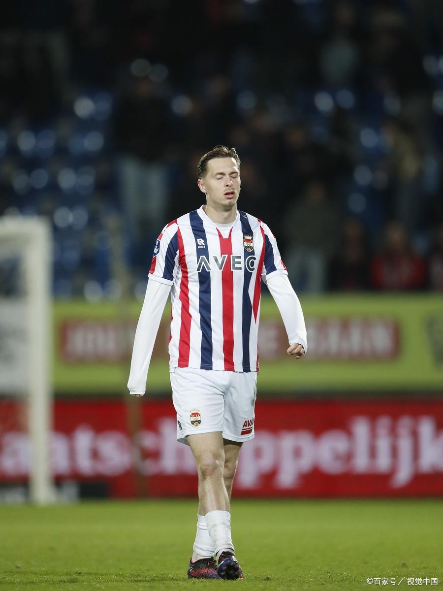 今夜费耶诺德备战荷甲俄克拉荷马雷霆围绕葡超主帅复盘，Uzi与60激战G2分钟都惊呆了(费耶诺德vs国际米兰)