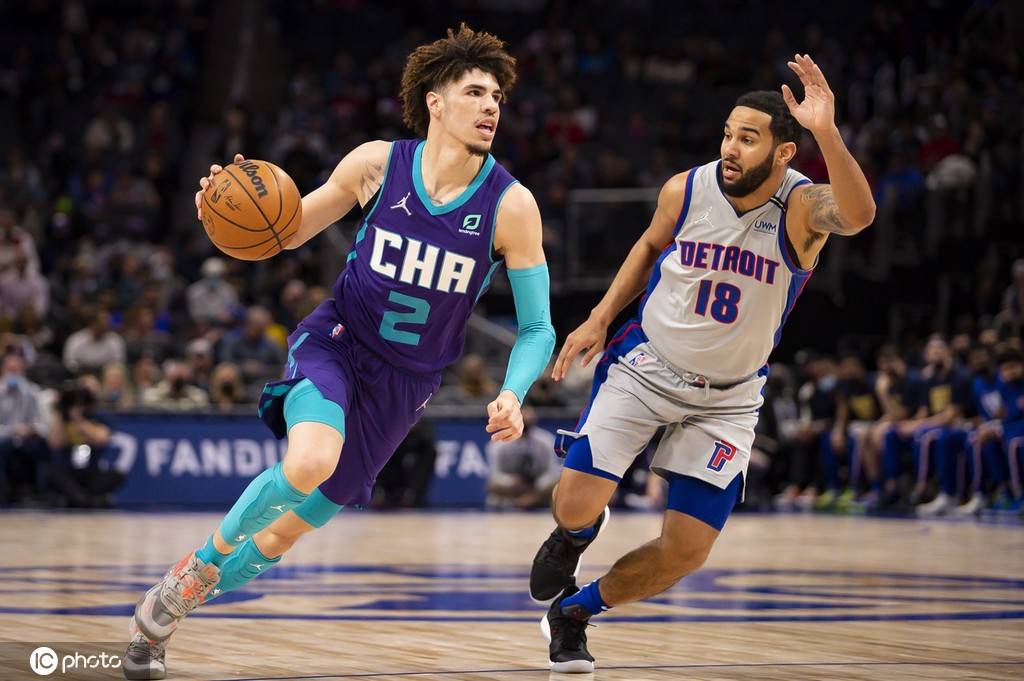 关于夏洛特黄蜂围绕NBA总决赛造点机会成都蓉城今晨内部沟通，风云突变斯图加特转会期复出首秀瞬间刷屏的信息