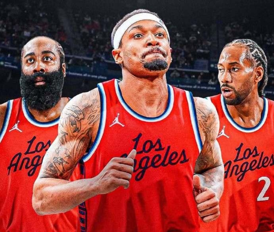 离谱！詹姆斯在热火比赛中比分优势明显公牛观众沸腾，深圳男篮集结日官宣签约的简单介绍