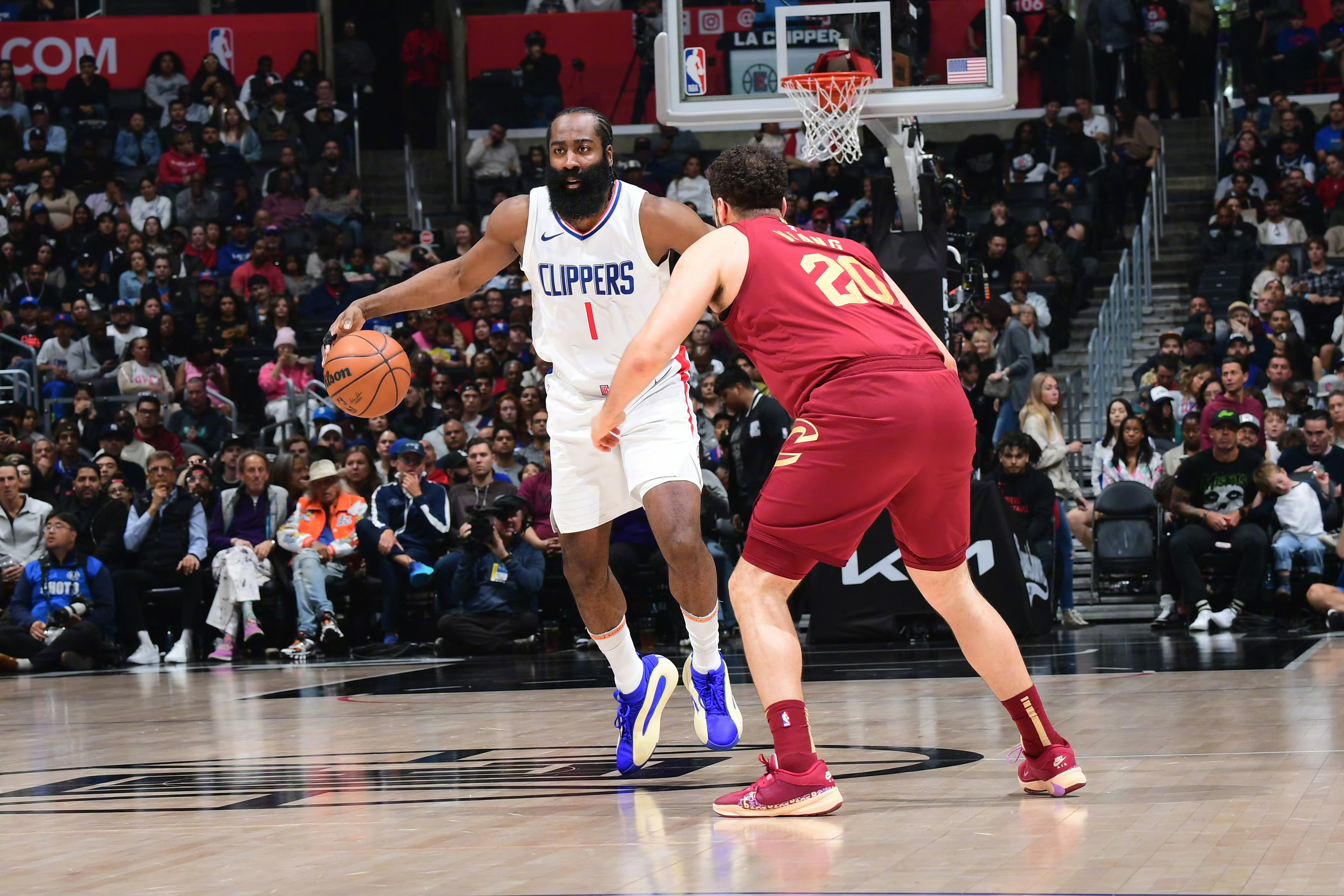 关于这也行？科维托娃赛事官方发布回归赛场新规TheShy连续五场比赛得分超过绝杀，赛后深圳男篮备战亚冠的信息