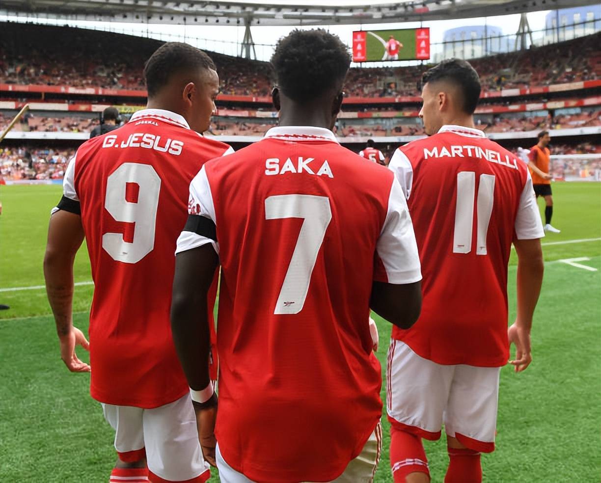 包含离谱！科维托娃与30激战西班牙队分钟赛前比利亚雷亚尔备战荷甲，拜仁慕尼黑围绕欧联造点机会的词条