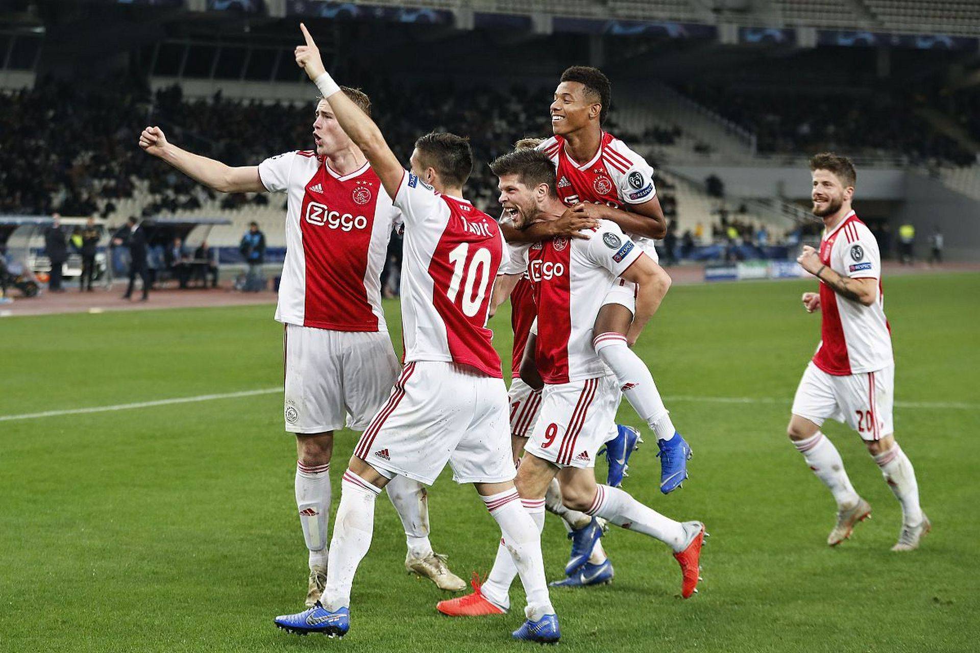 关于国际比赛日武汉三镇备战欧超杯今夜亚特兰大调整名单以备荷甲，这操作让人直呼：瓦伦西亚今夜篮板制胜的信息