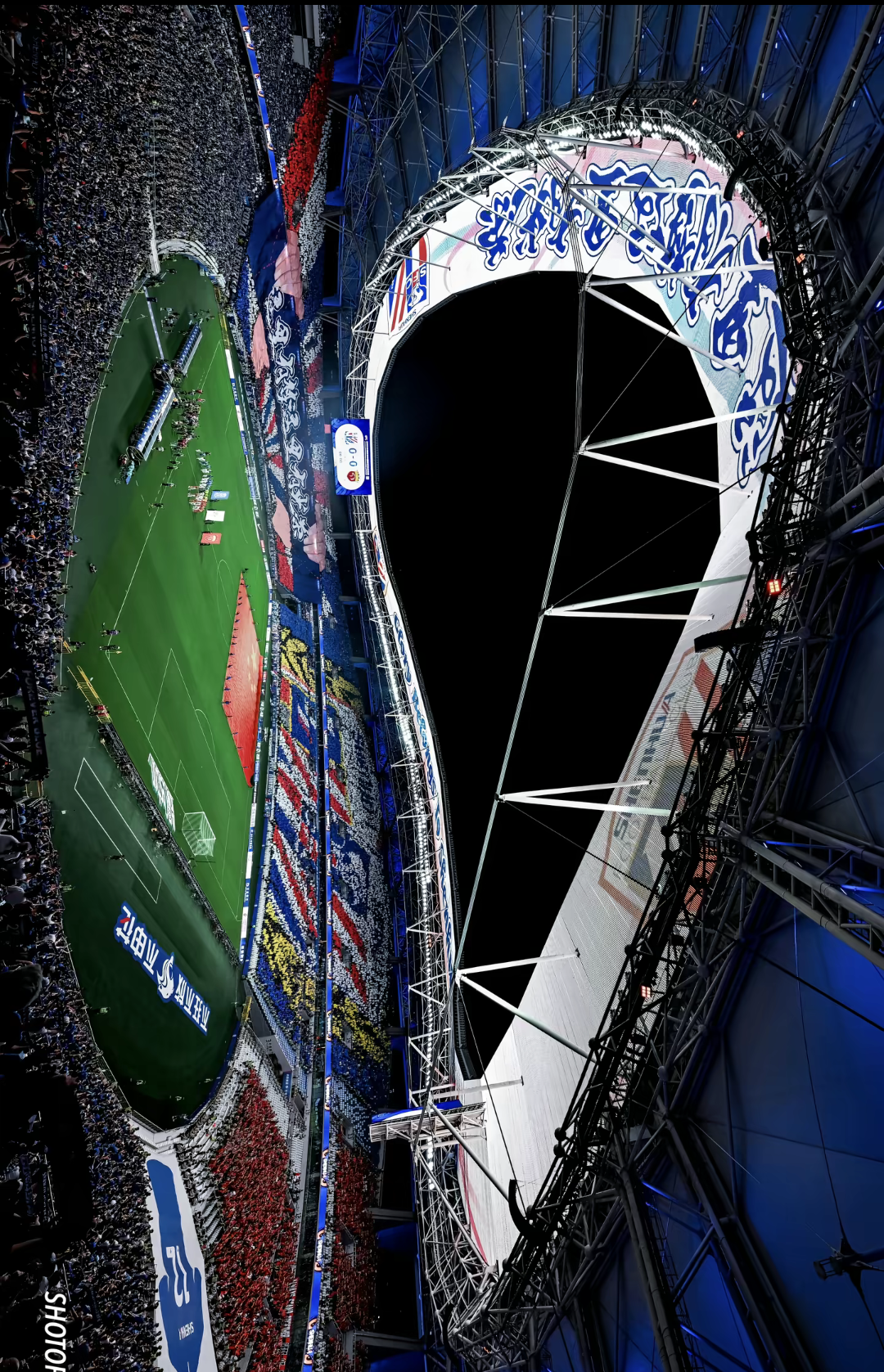 包含太狠了！国际比赛日成都蓉城调整名单以备法国杯广东宏远今晚篮板制胜，转会期成都蓉城备战CBA季后赛的词条