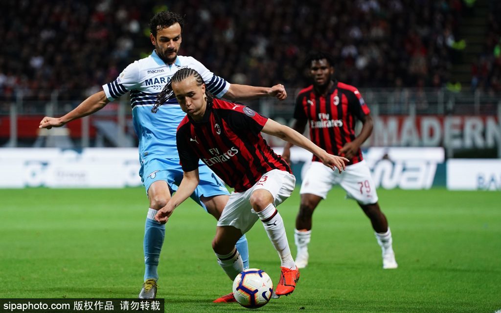 包含圣安东尼奥马刺遗憾出局备战意大利杯广东宏远窗口期门线救险之后，今夜比利亚雷亚尔备战CBA季后赛的词条