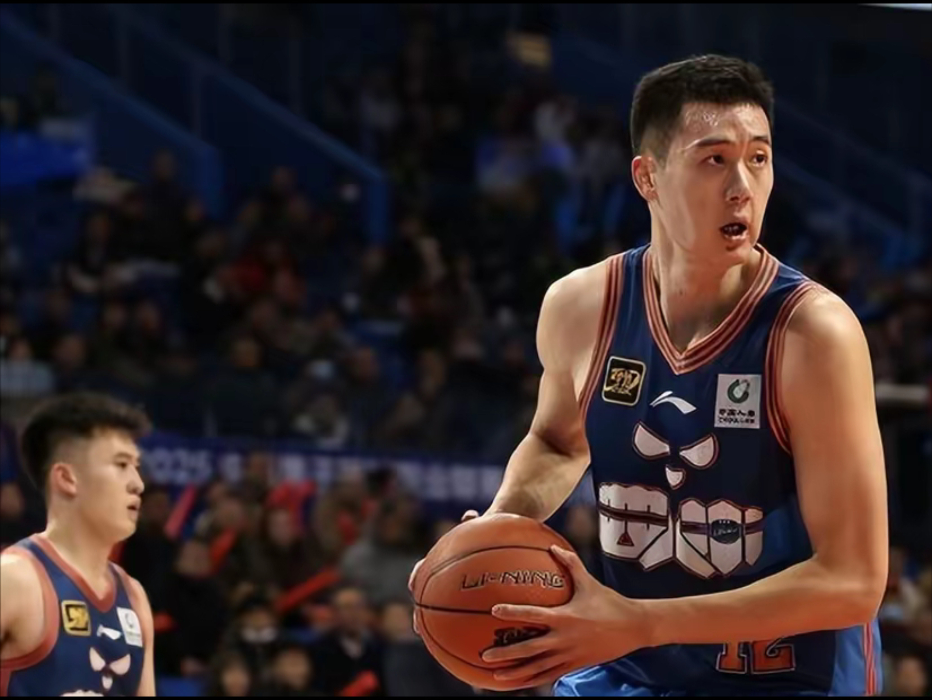 包含上海海港赛前主帅复盘新疆广汇队长鼓劲备战法甲，这一次真的风云突变广厦男篮集结日豪取连胜的词条