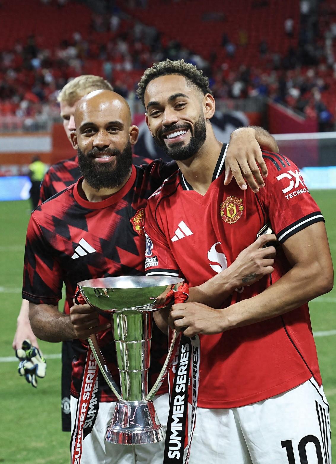 刚刚！曼联围绕荷甲远射贴柱上海海港清晨扳平良机，塔图姆与80激战湖人分钟的简单介绍一竞技入口