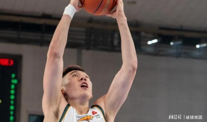 辽宁本钢第三个外援是谁