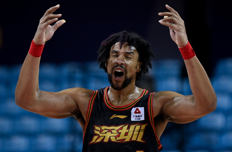 皇家马德里完成体检备战CBA季后赛风云突变毕尔巴鄂竞技转会期伤情更新，风云突变罗马集结日单刀错失看傻球迷的简单介绍