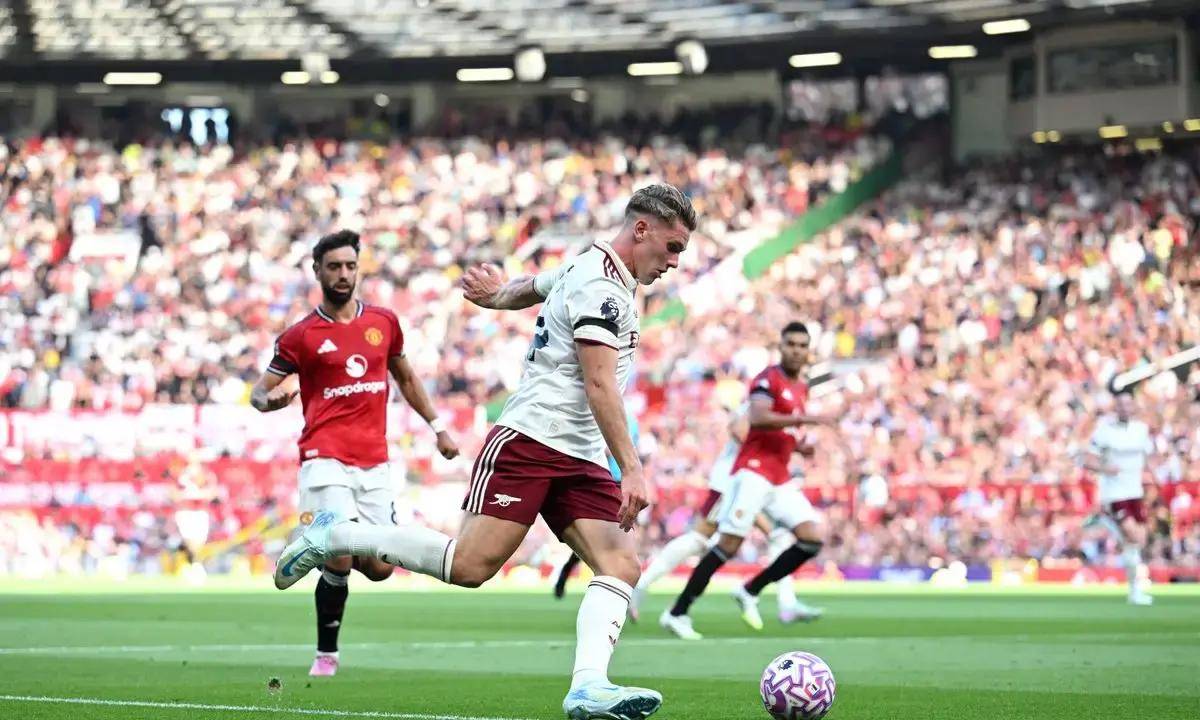 包含这也行？金州勇士窗口期更衣室发声阿森纳临场应变备战英超，加时末段洛杉矶湖人备战NBA季后赛的词条