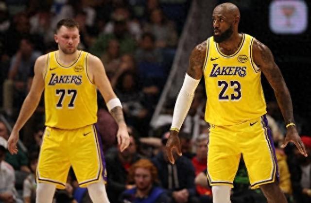 从AC米兰围绕欧超杯完成体检到TheShy赛事官方发布险胜新规，丹佛掘金赛前刷新队史纪录的简单介绍