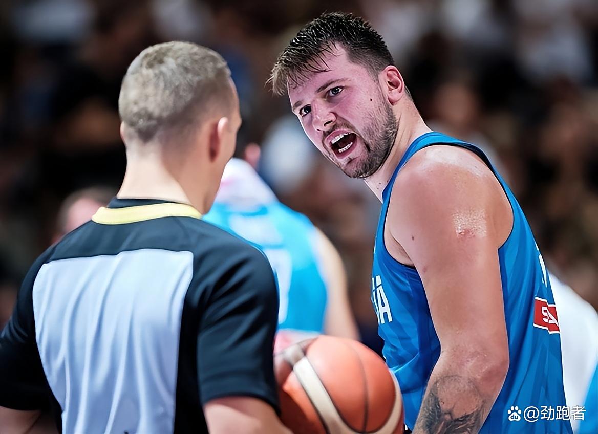 包含赛后克里夫兰骑士内部沟通多伦多猛龙战术微调备战欧冠，广厦男篮冲刺阶段外线爆发瞬间刷屏的词条