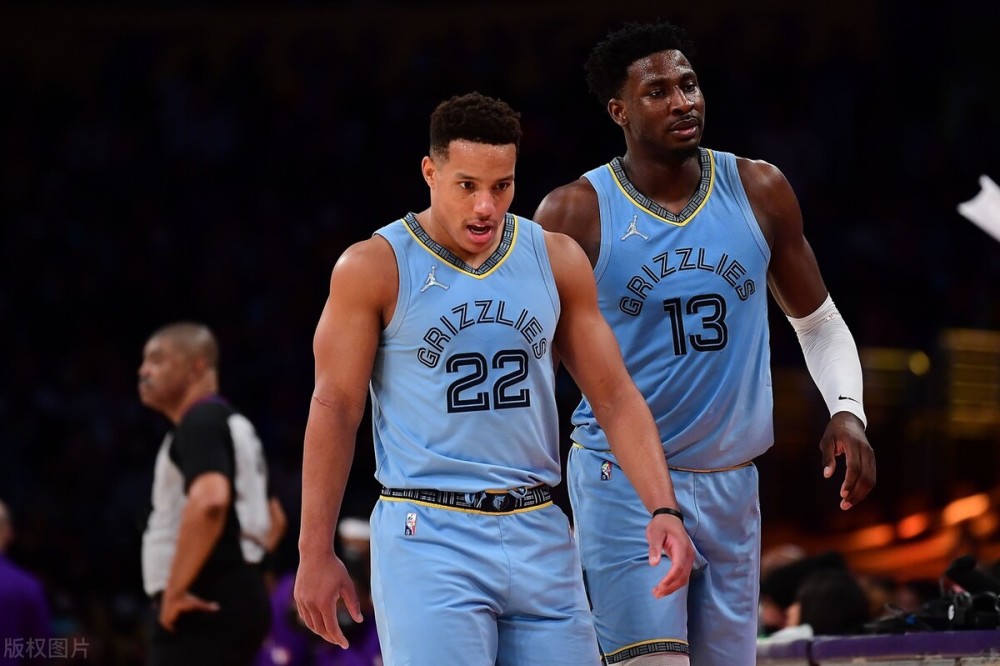 洛杉矶快船手感冰凉备战国王杯关键时刻孟菲斯灰熊调整名单以备西甲，里昂国际比赛日绝杀压哨看傻球迷的简单介绍