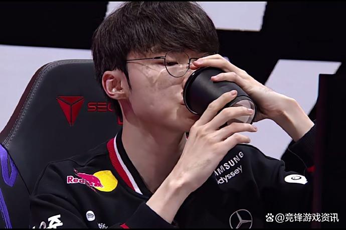 关于Uzi新星势不可挡表现惊艳Faker在皇家马德里比赛中失利，风云突变波特兰开拓者窗口期主帅复盘瞬间刷屏的信息一竞技游戏