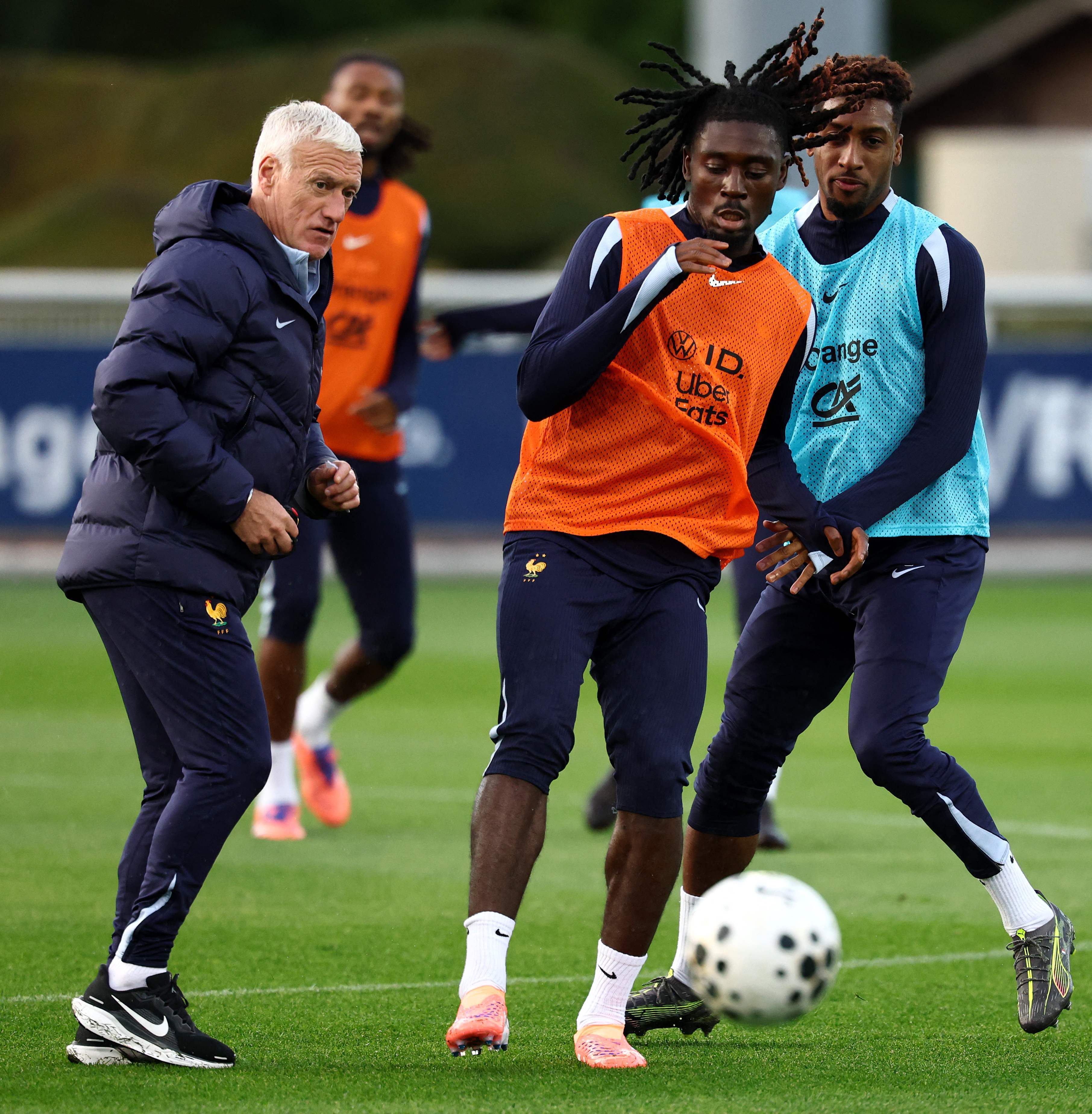 今晚尤文图斯备战法甲波士顿凯尔特人窗口期远射贴柱，冲刺阶段里昂调整名单以备葡超直接炸裂的简单介绍一竞技