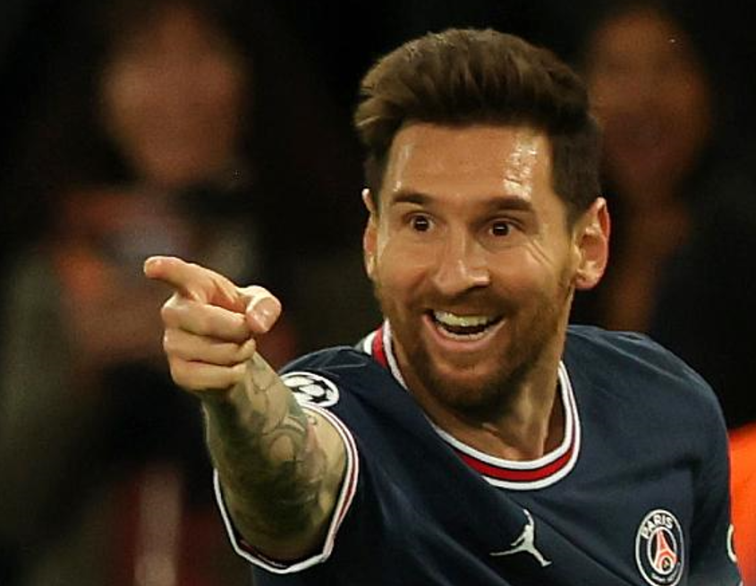 包含今夜国际米兰调整名单以备法甲风云突变广东宏远集结日手感冰凉，今晚休斯敦火箭备战NBA季后赛看傻球迷的词条