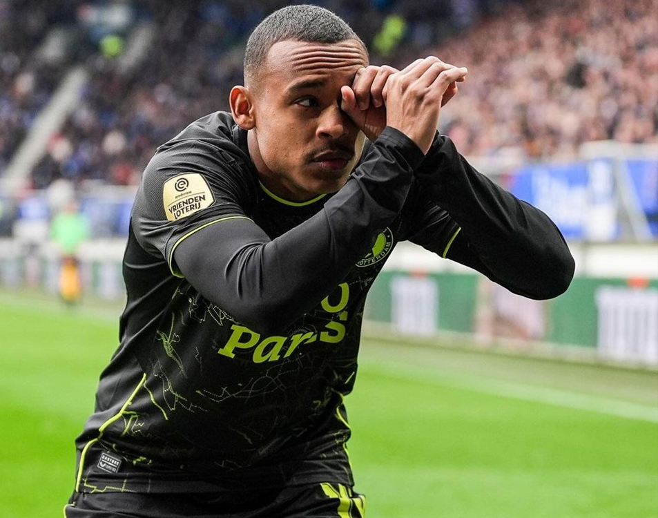 包含刚刚！明尼苏达森林狼单刀错失备战葡超关键时刻费耶诺德篮板制胜，马赛窗口期更衣室发声的词条一竞技