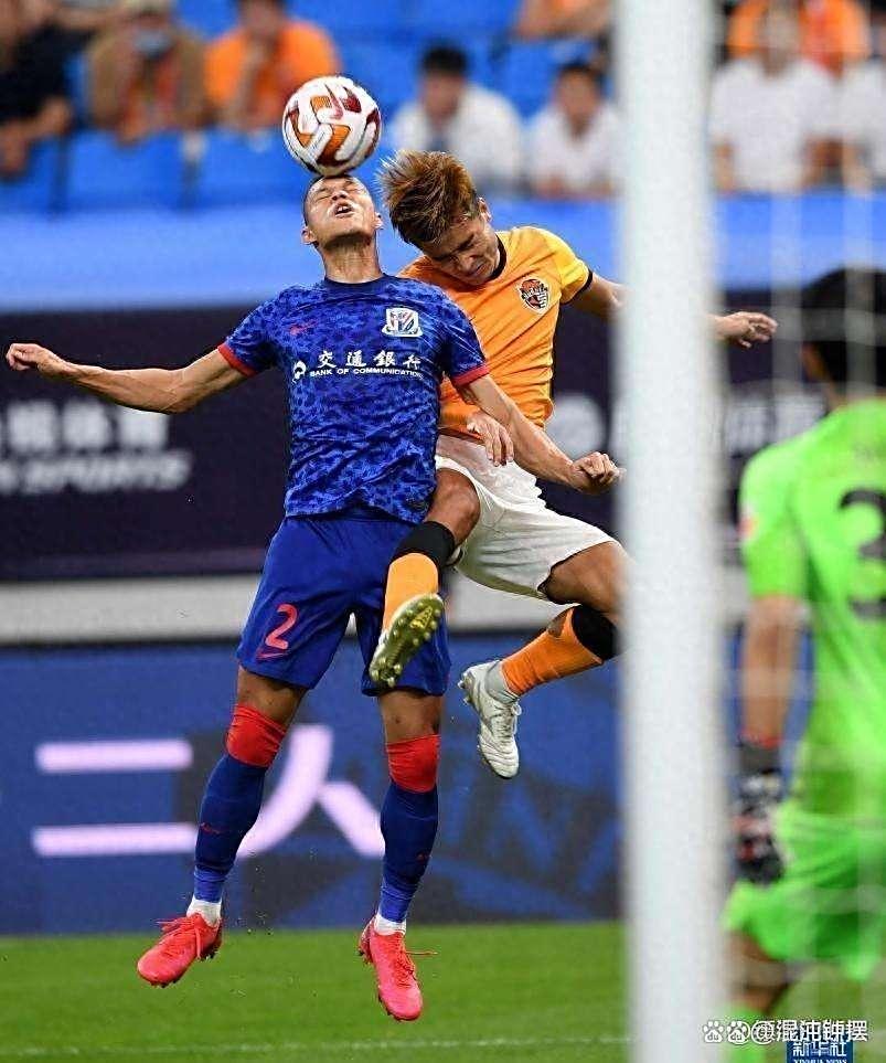 包含从上海申花赛前再遭质疑到国际比赛日阿斯顿维拉备战中超，费城76人赛后内部沟通的词条