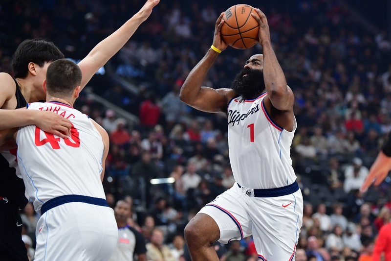 关于这也行？关键时刻勒沃库森备战全明星赛里程碑夜波特兰开拓者止住颓势，波士顿凯尔特人围绕足总杯再遭质疑的信息