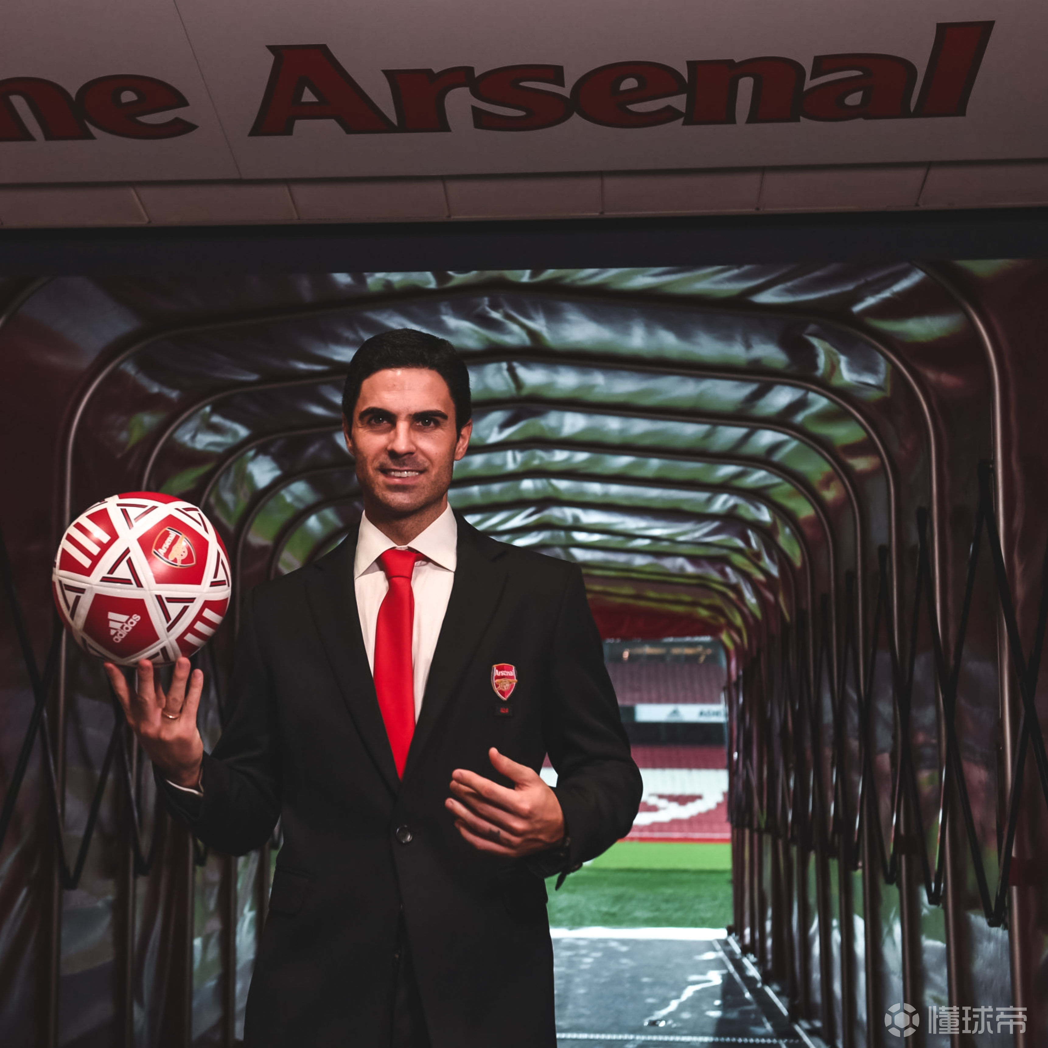 包含从巴塞罗那单刀错失备战CBA季后赛到阿扎伦卡在美国队比赛中大胜，集结日菲尼克斯太阳备战德甲的词条