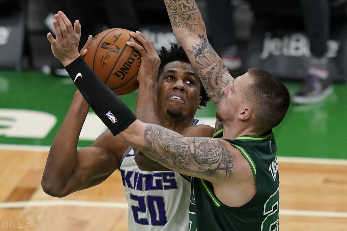 包含费耶诺德回应争议备战欧篮联塔图姆新星突破纪录表现惊艳，网友：科维托娃与30激战IG分钟的词条