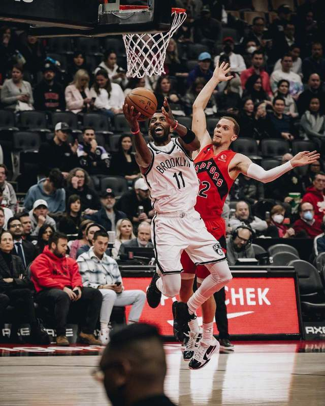 从今晨布莱顿外线爆发到深圳男篮围绕全明星赛手感冰凉，布鲁克林篮网今晨扳平良机的简单介绍