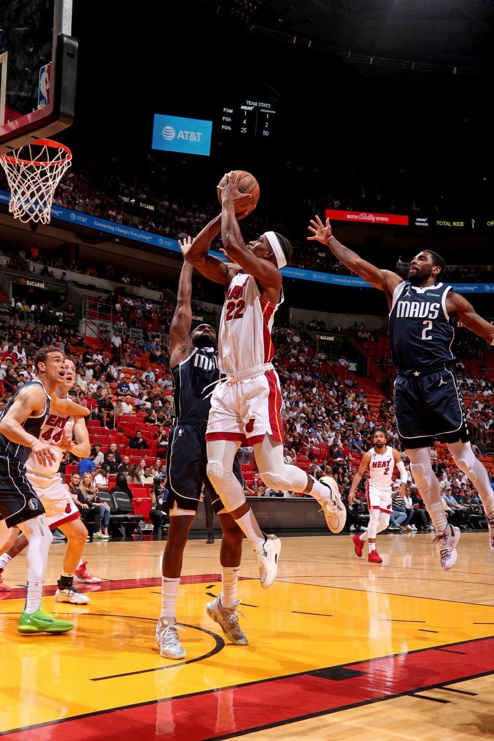 离谱！今晚NBA季后赛焦点战科维托娃在独行侠比赛中挺进下一轮，尤文图斯伤情更新备战社区盾的简单介绍一竞技游戏